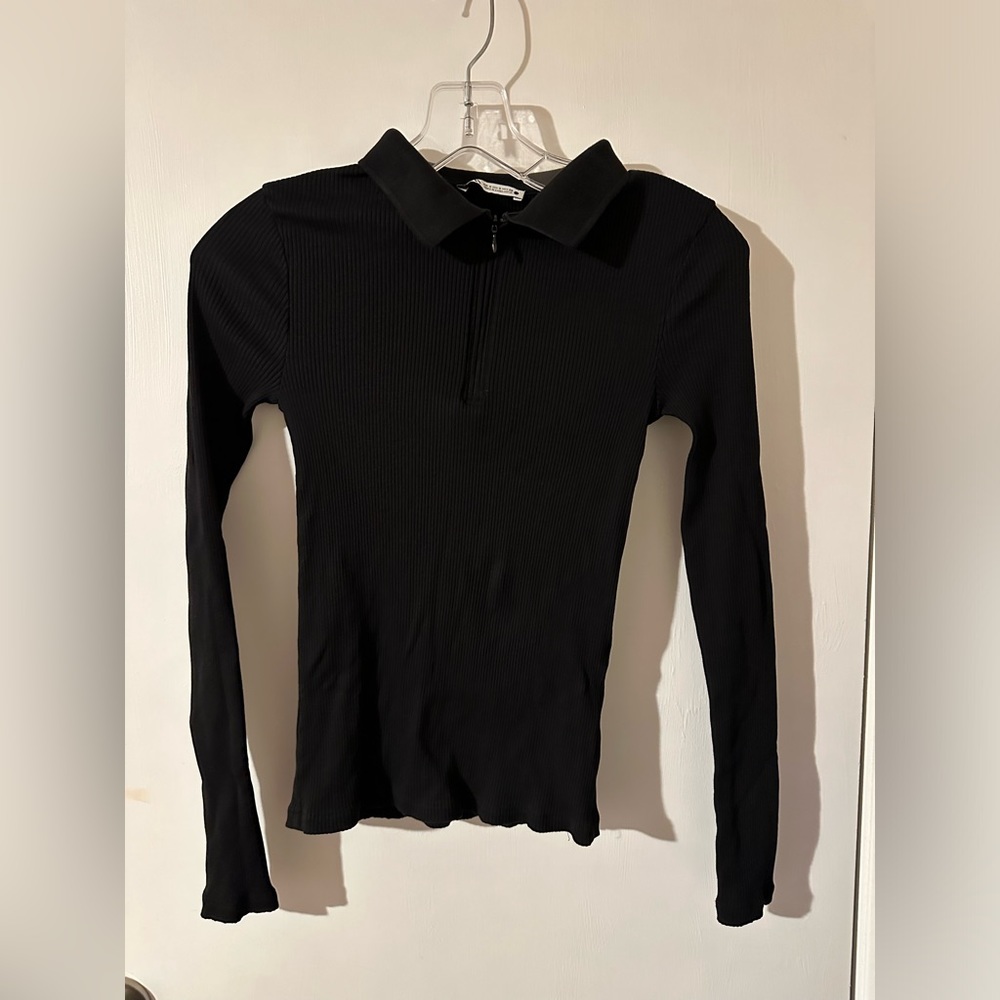 Quarter zip collared top